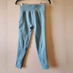 OQQ Seamless Scrunch Leggings